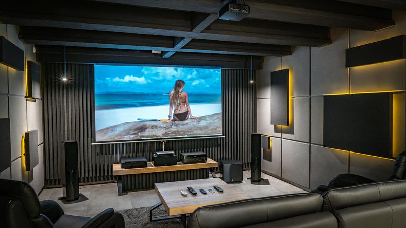 Jaki zestaw kina domowego do 3000 zł wybrać? Najlepsze opcje do filmów i gier!