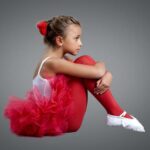 Odkryj świat tańca estradowego: korzyści i najlepsze zajęcia dla dzieci
