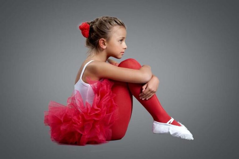 Odkryj świat tańca estradowego: korzyści i najlepsze zajęcia dla dzieci