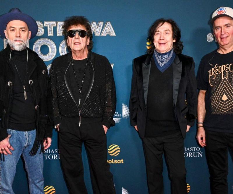 Emocje pokolenia lat 80