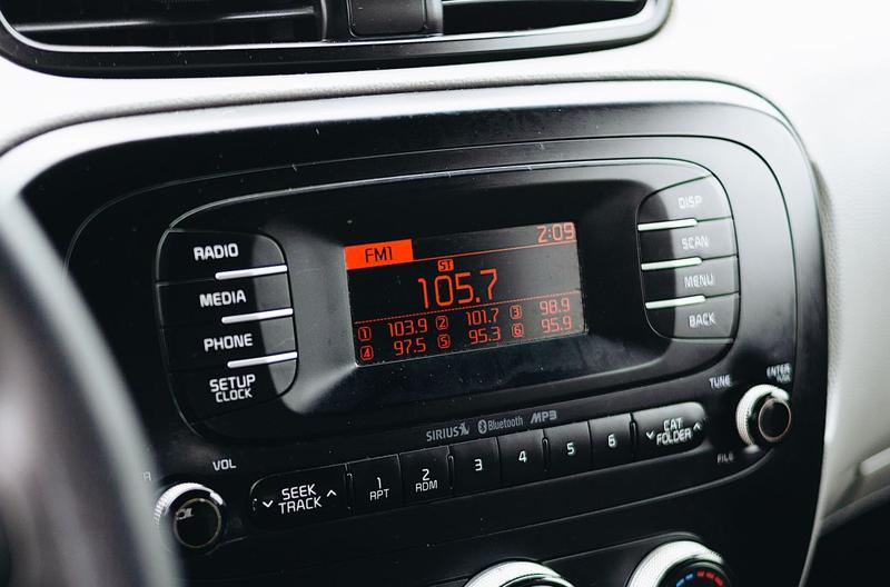 Zakłócenia radiowe i lokalne pasma