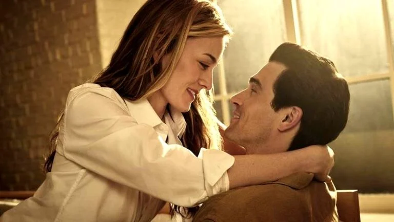 Muzyka z filmu Love Story: Jak niezapomniana melodia kształtuje emocje w kinie