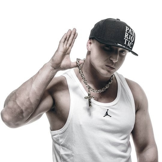 Muzyka z filmu Proceder: Emocje i utwory Chady, które poruszają serce