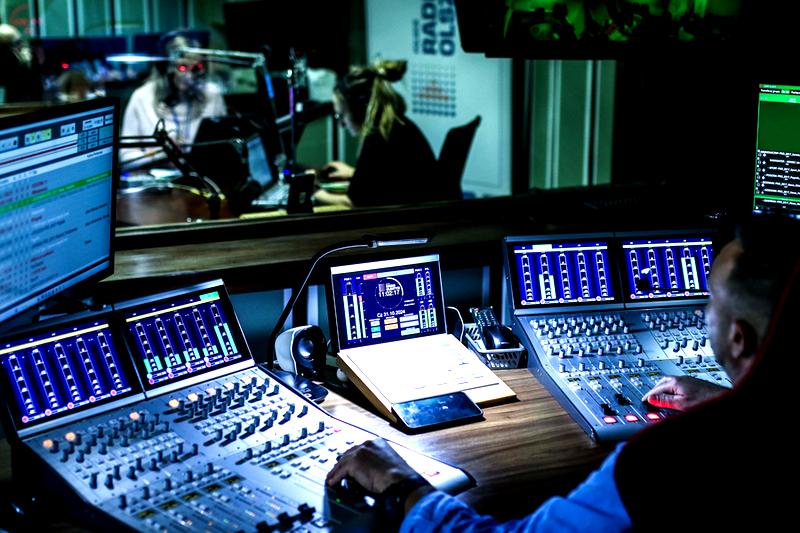 Muzyka regionalna i informacyjna